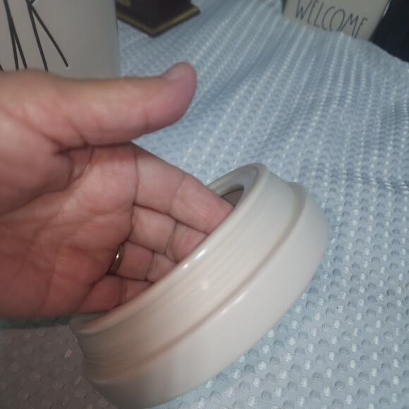 RAE DUNN EUC FLOUR CERAMIC CANISTER JAR & LID - Picture 3 of 7